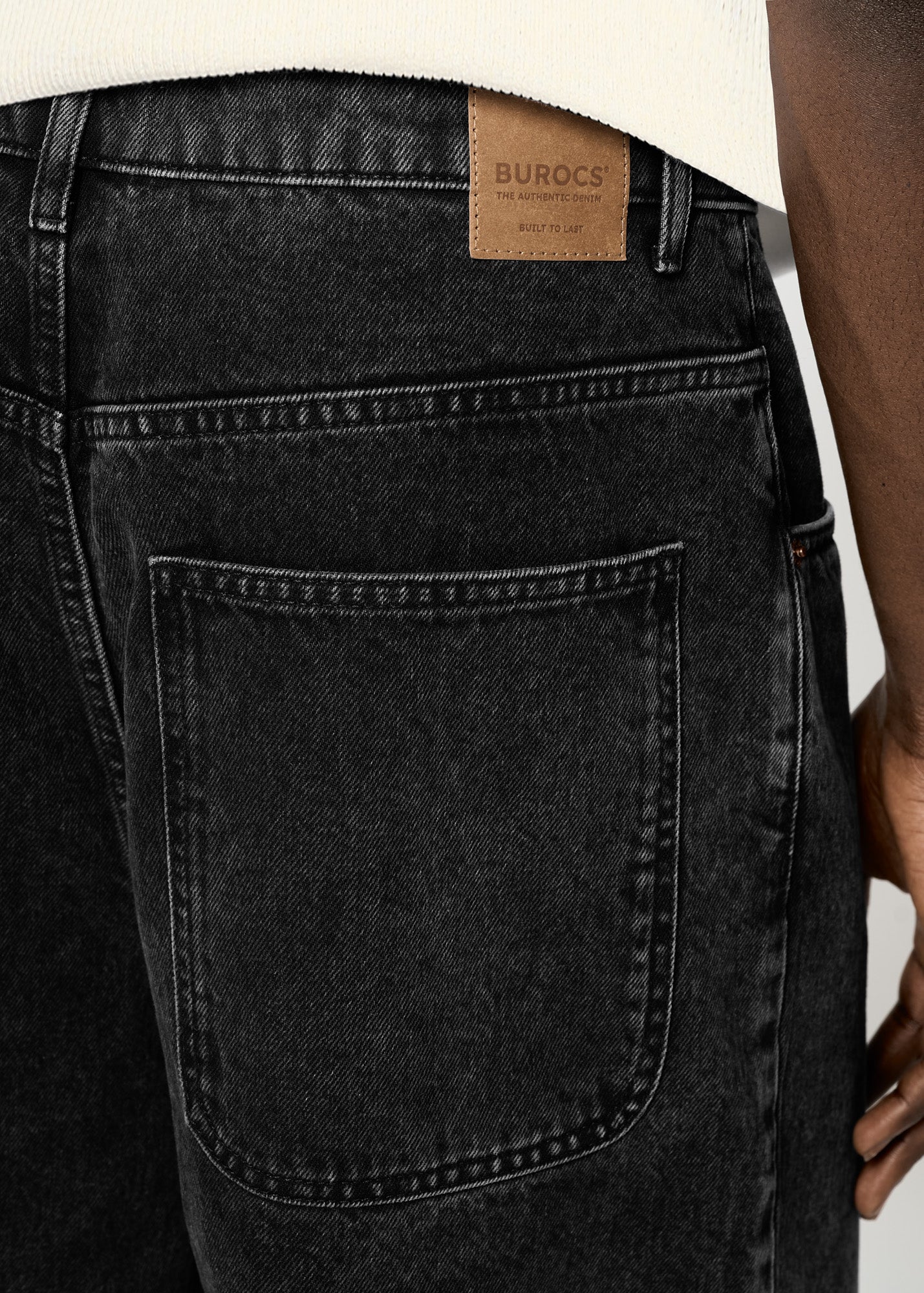 Vince Baggy Jeans - Image 7