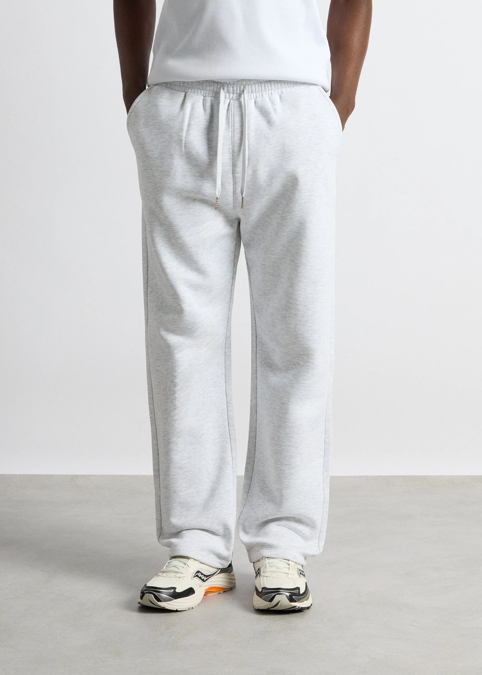 Basic Sweatpants - Image 4