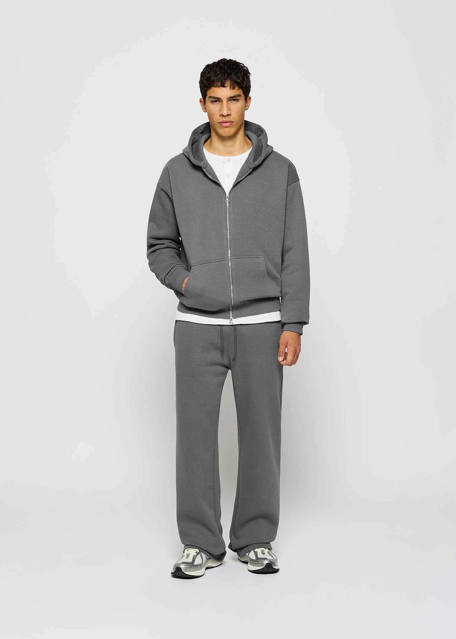Basic Zip Hoodie - Image 5