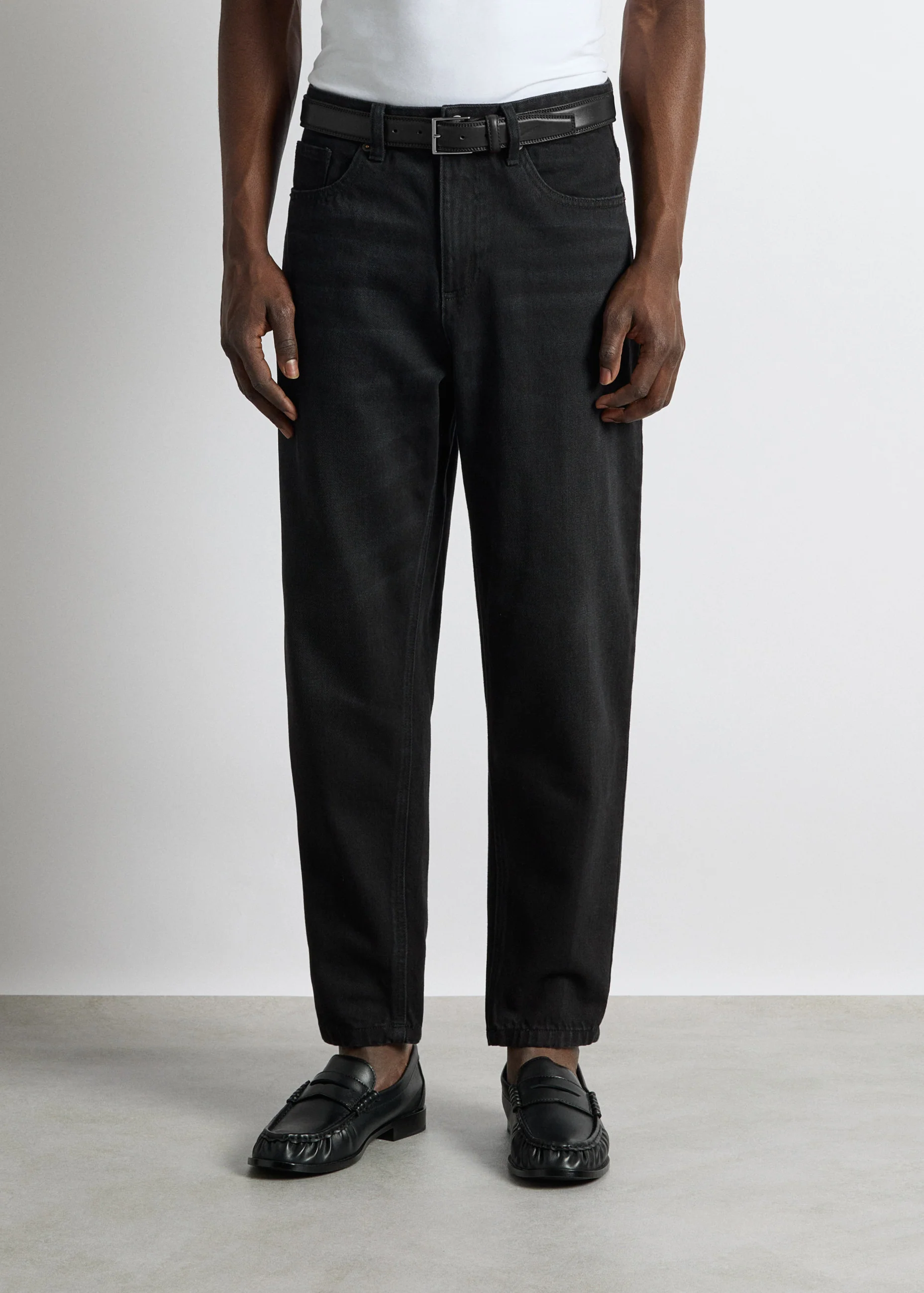 Matteo Tapered Jeans - Image 3