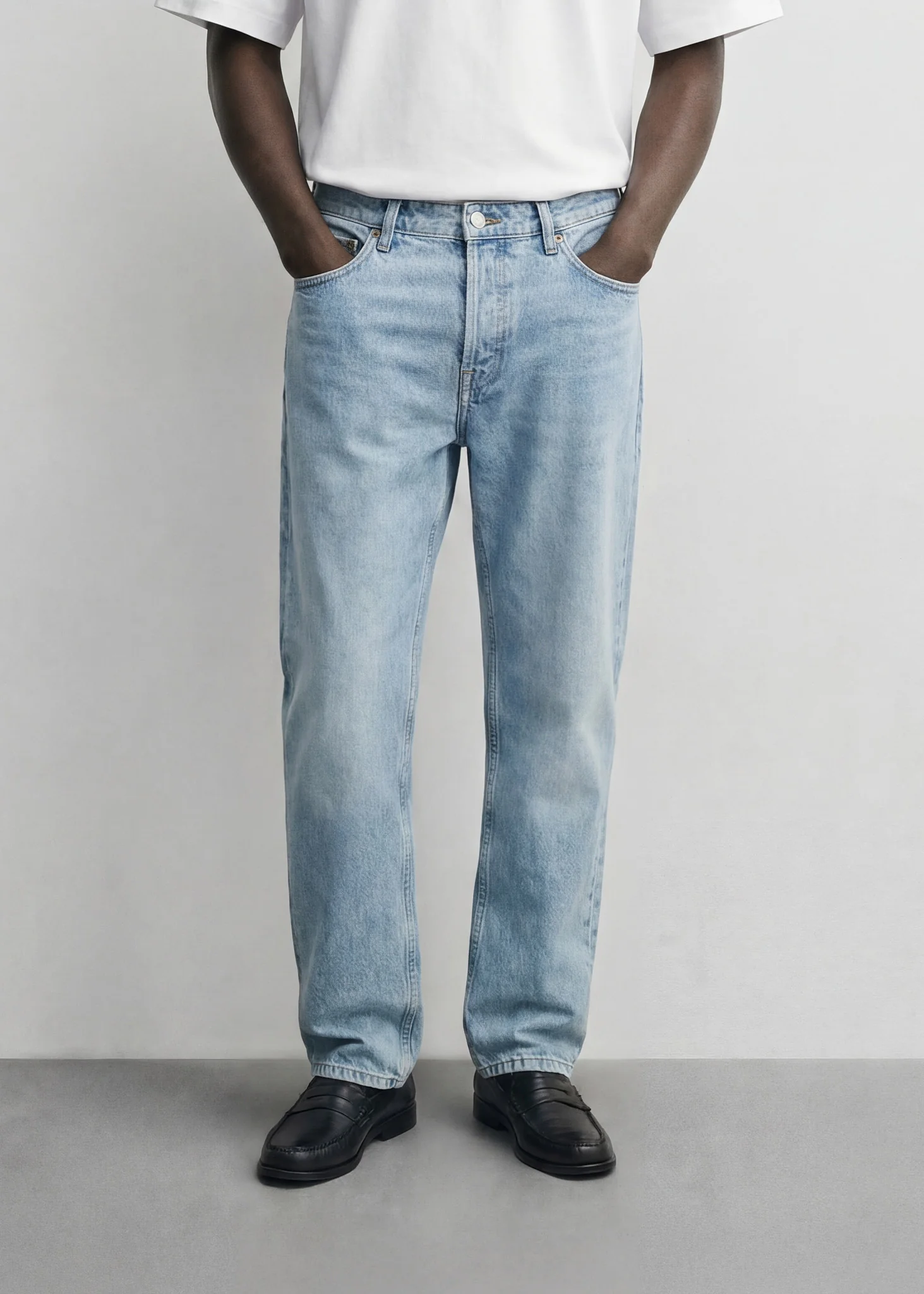 Matteo Tapered Jeans - Image 4