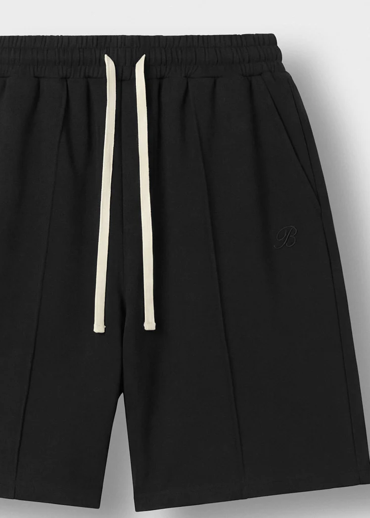 Sweatshorts with Seam - Image 3