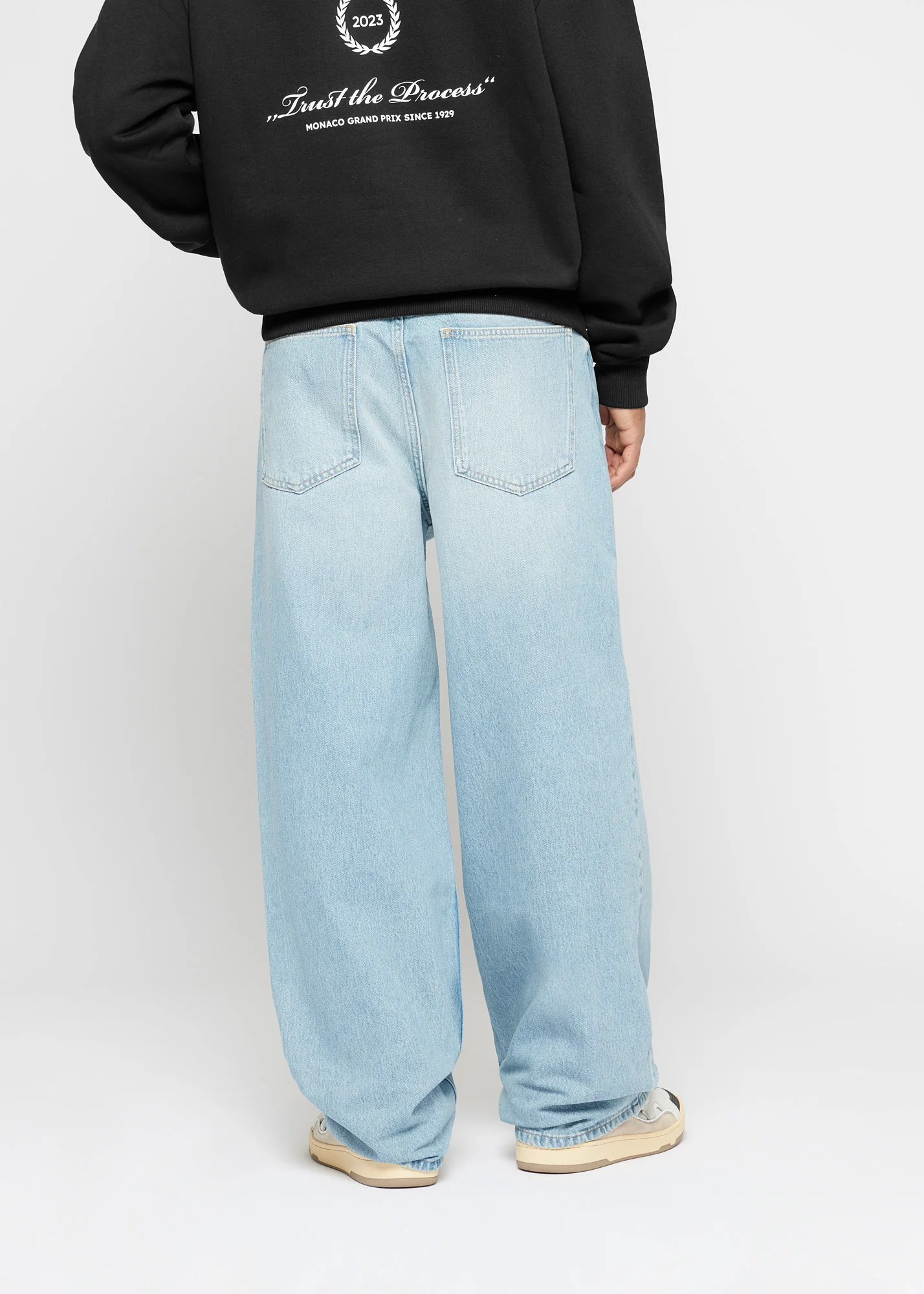 Michael Wide Jeans - Image 7